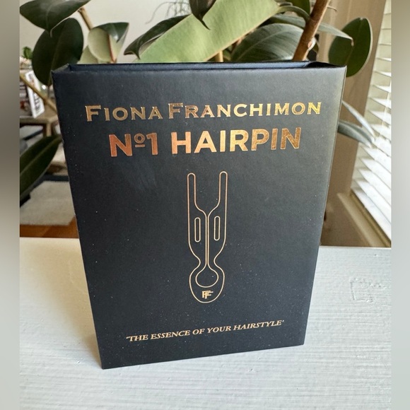 Fiona Franchimon No. 1 Hairpin Black Box for Storage / Carrying on the Go NEW - Picture 1 of 3